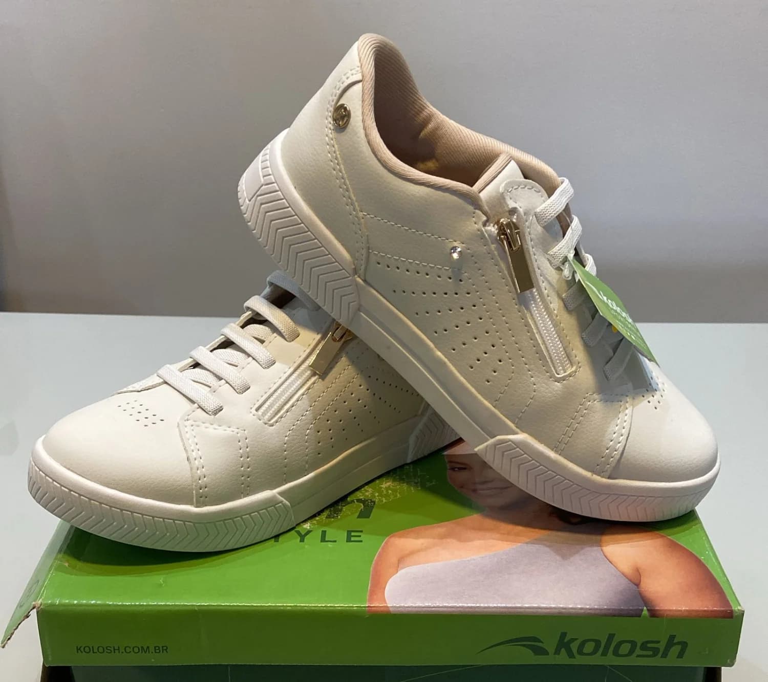 Tênis Kolosh Com Cadarço Branco Nº37 - 1